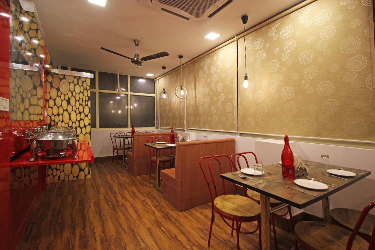 Hotel Nanak Residency นิวเดลี ภายนอก รูปภาพ